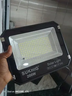 SUKHIG 200W Solar Outdoor Light