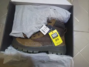 Brand New Safety Boot Size 44 Top Quality Brown Colour