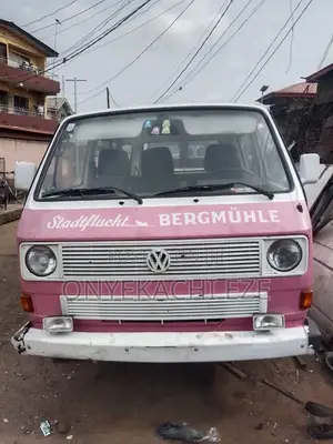 Volkswagen Transporter 2003 Pink