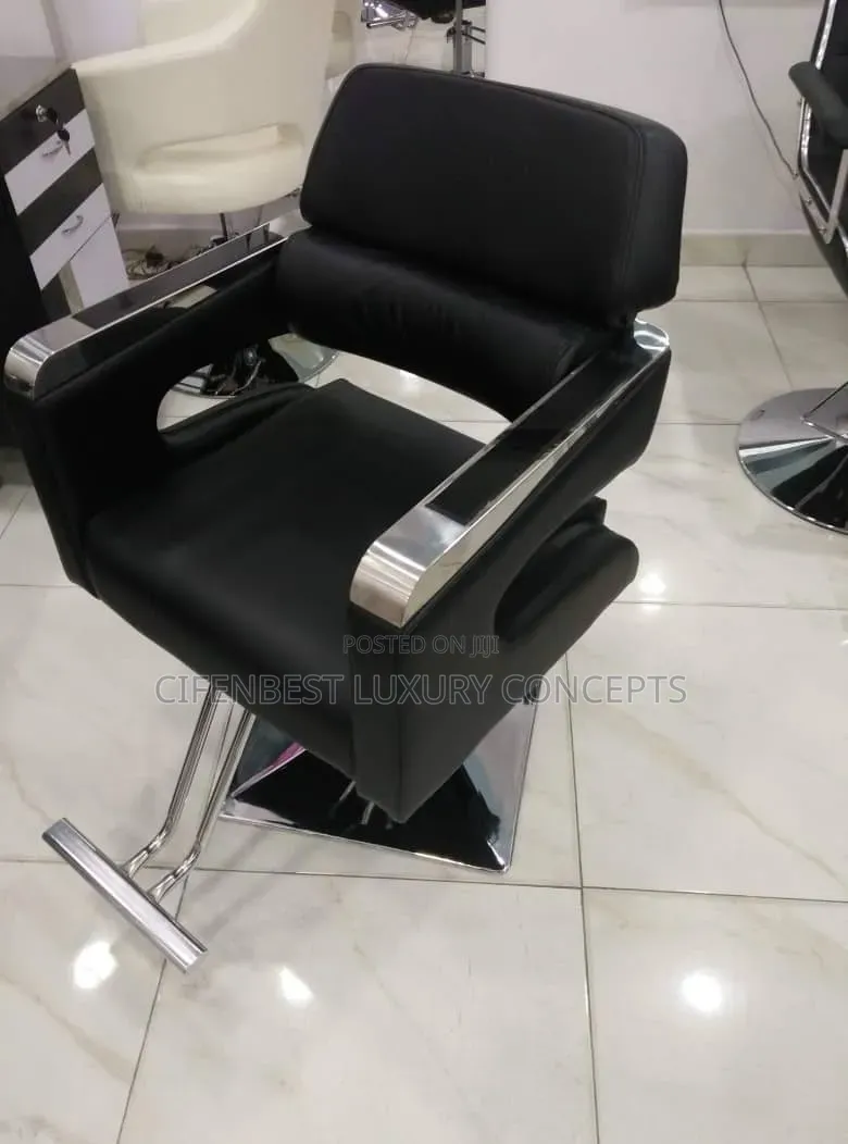 Executive Swivel Saloon Chair