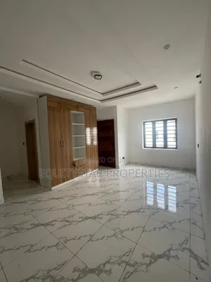 Furnished 3bdrm Apartment in Abraham Adesanya for sale