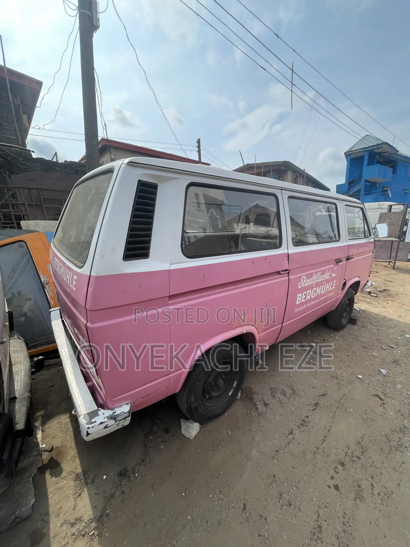 Volkswagen Transporter 2003 Pink