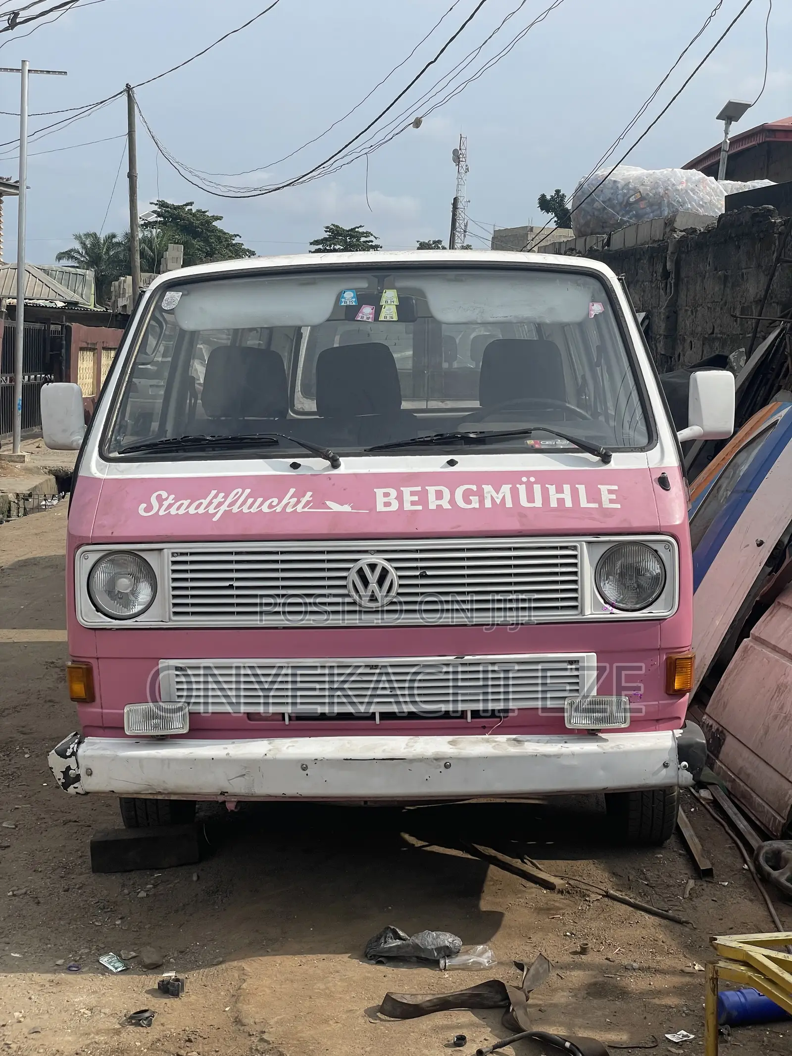 Volkswagen Transporter 2003 Pink
