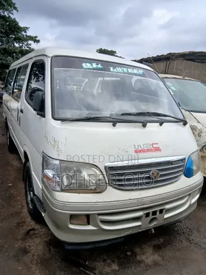 Toyota HiAce 1998 White
