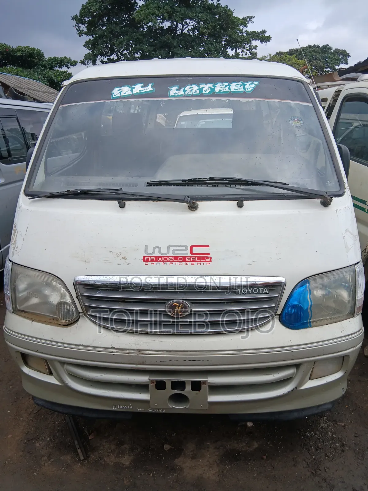 Toyota HiAce 1998 White