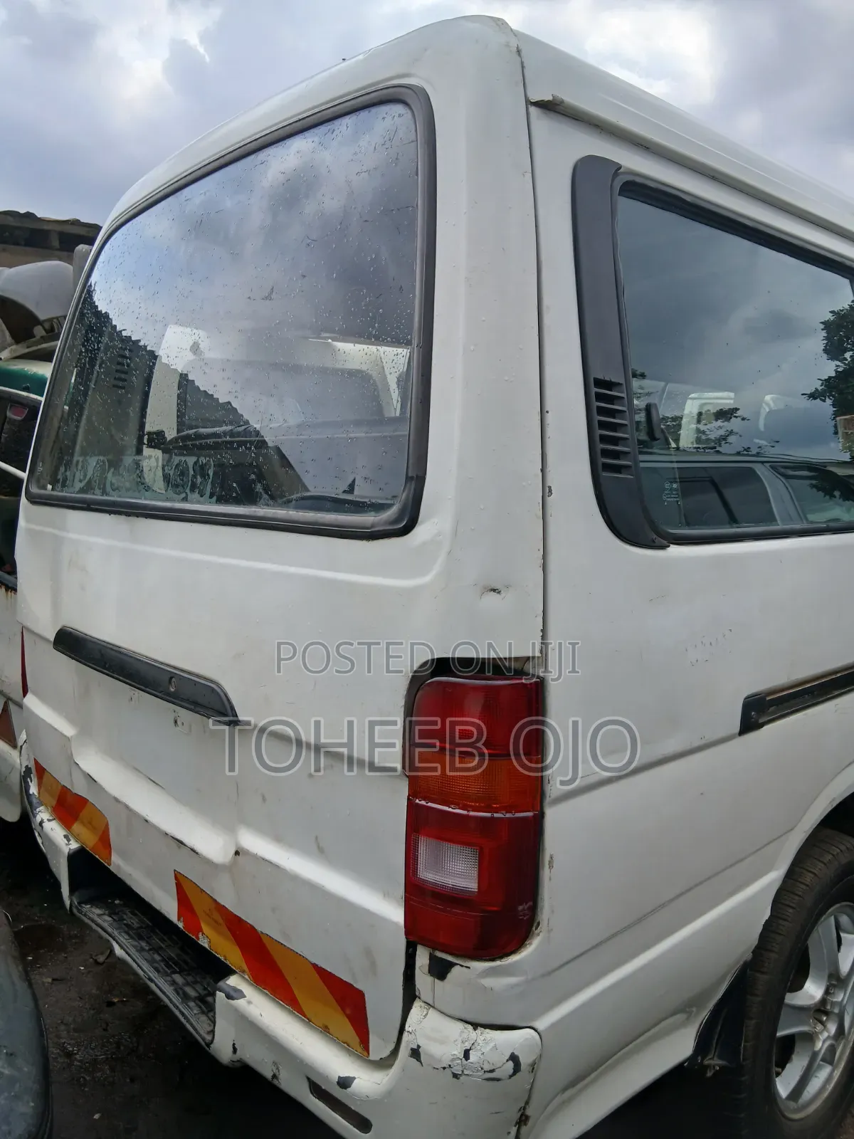 Toyota HiAce 1998 White