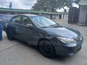 Toyota Camry LE 4dr Sedan (2.4L 4cyl 5M) 2002 Green