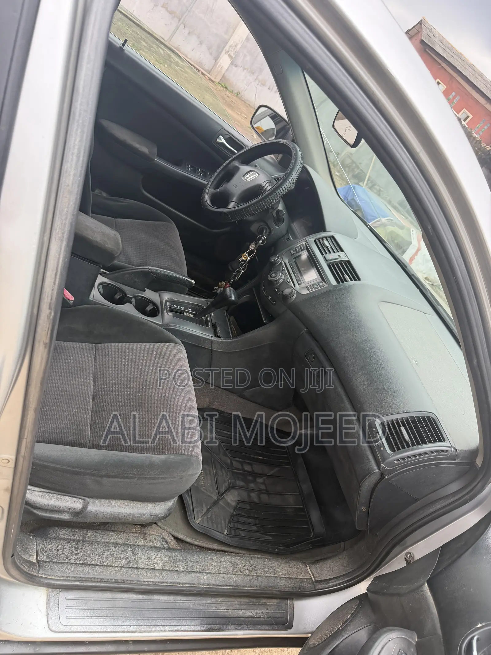 Honda Accord Automatic 2005 Silver