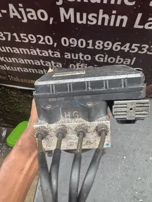 Toyota Corolla 2009–2010 ABS Pump & Module