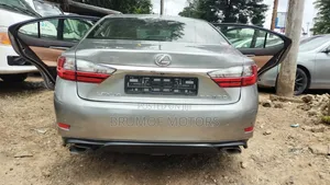 Lexus ES 350 FWD 2016 Silver