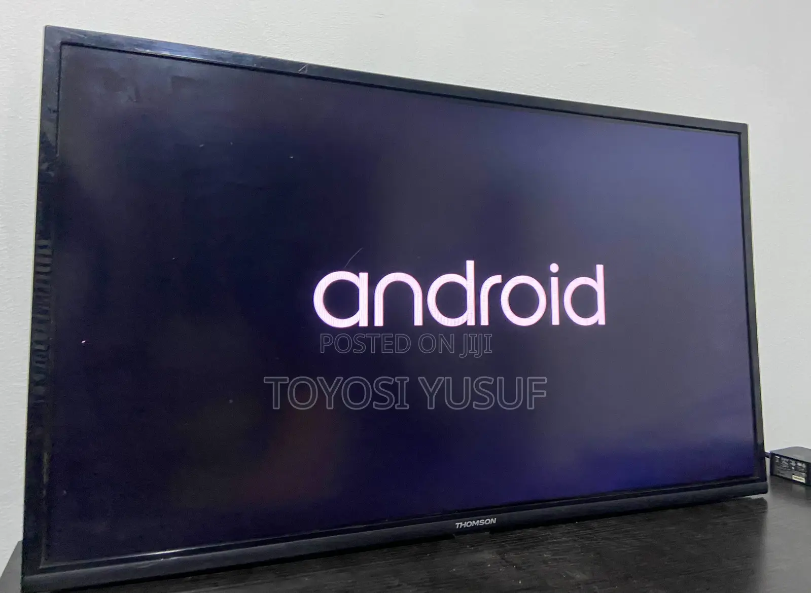 32 Inches Smart Android TV