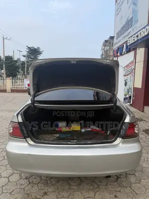 Lexus ES 330 Sedan 2004 Silver