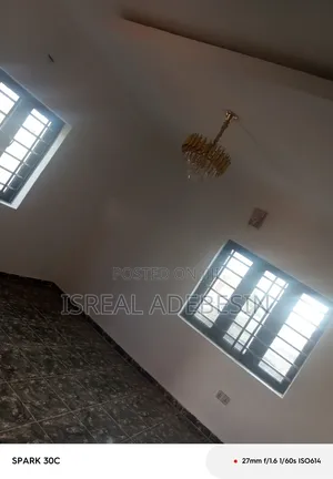 Furnished 2bdrm Block of Flats in So Easy, Ipaja / Ipaja for rent