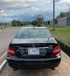 Mercedes-Benz C300 2013 Black