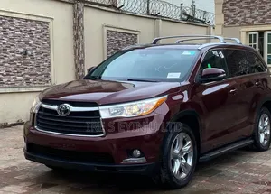 Toyota Highlander 2015 Red