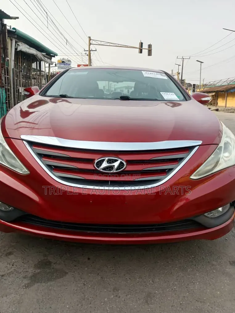 Hyundai Sonata 2014 Red