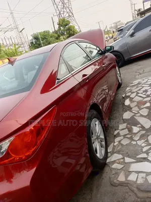 Hyundai Sonata 2014 Red