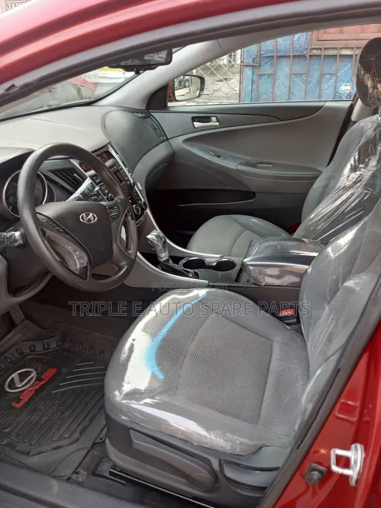 Hyundai Sonata 2014 Red