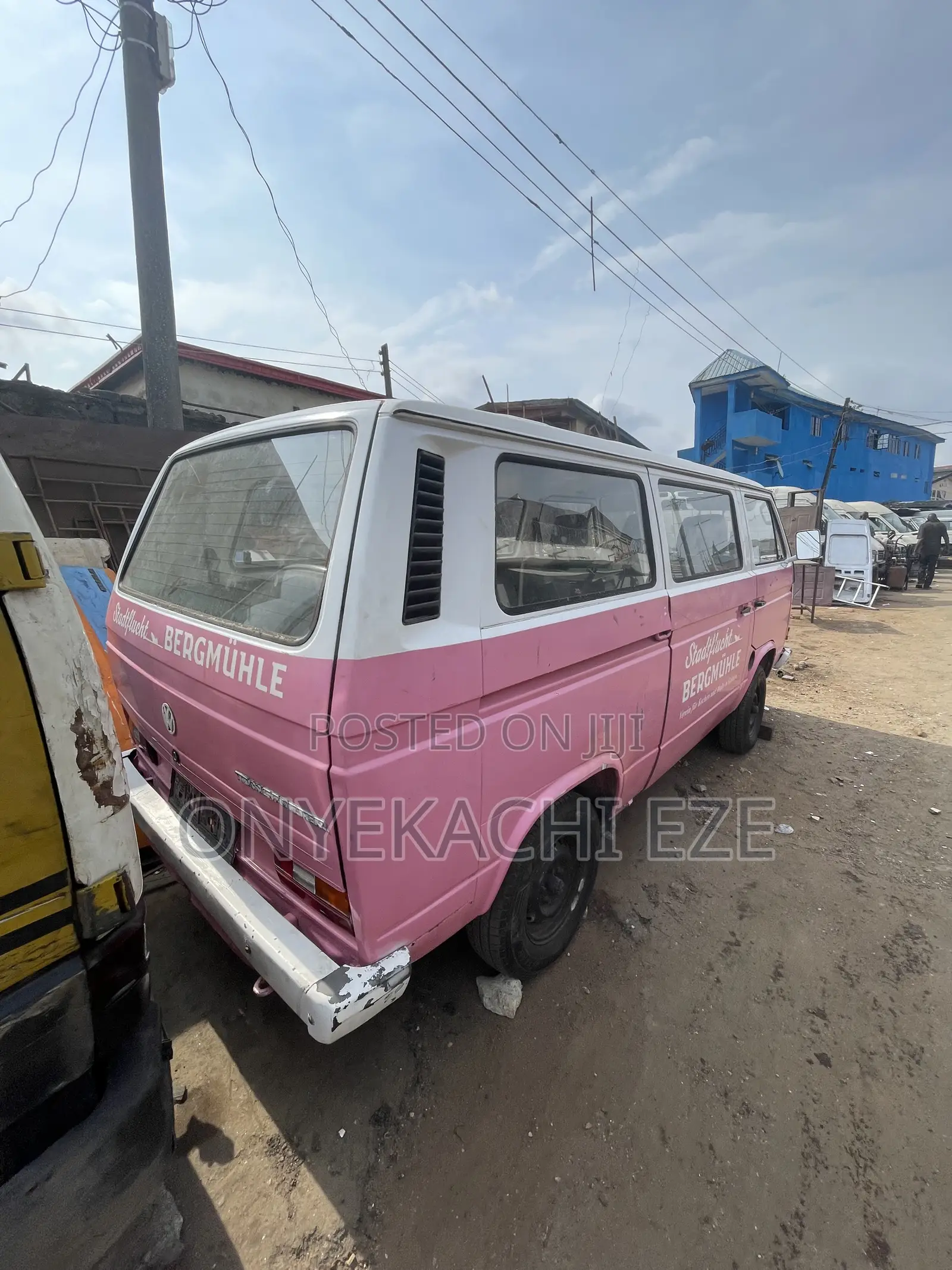 Volkswagen Transporter 2003 Pink