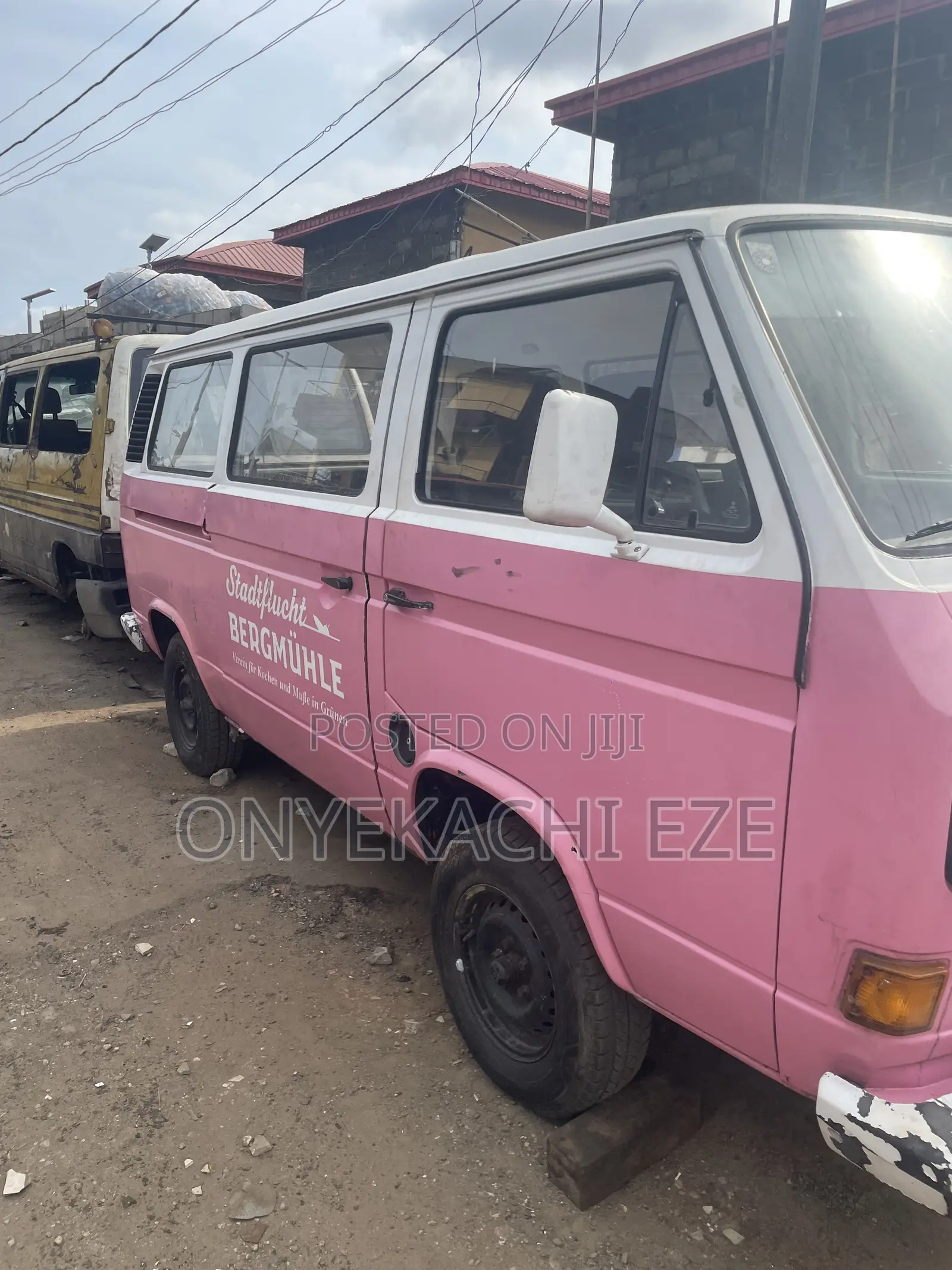 Volkswagen Transporter 2003 Pink