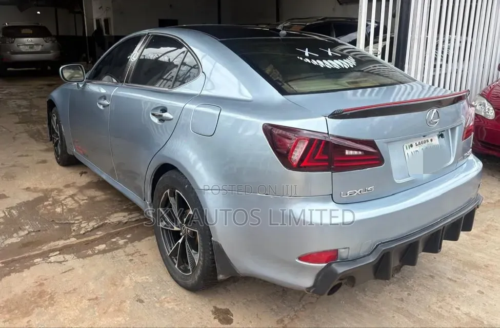 Lexus IS 250 2009 Blue