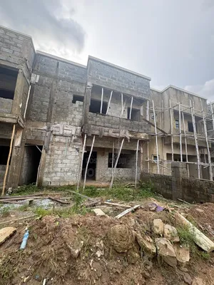 3bdrm Duplex in FHA for sale