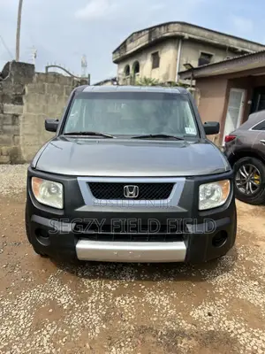 Honda Element EX 4WD Automatic 2006 Black