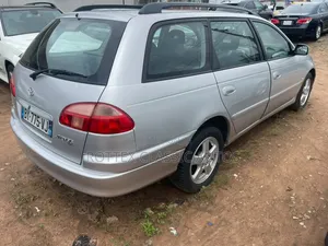 Toyota Avensis 2007 Silver