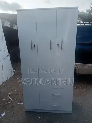 Three Feet by Six Feet Wardrobe With Three Doors