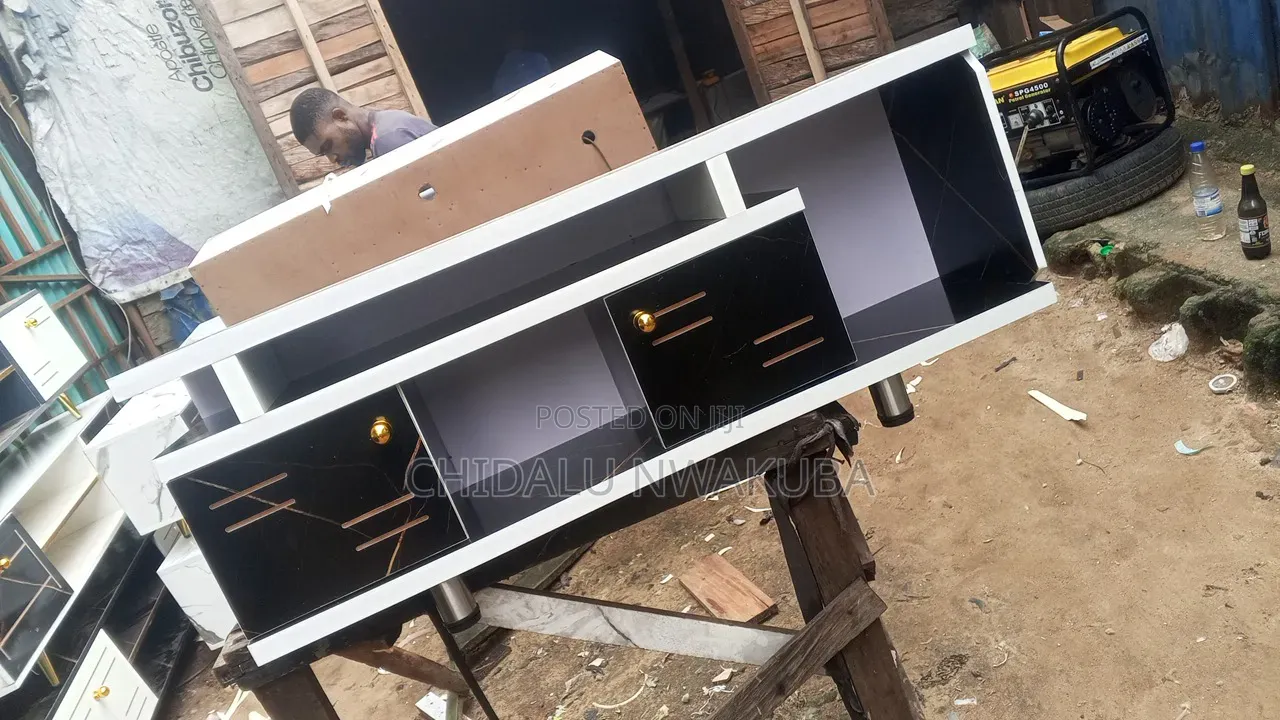 TV Bench ,4 Fit