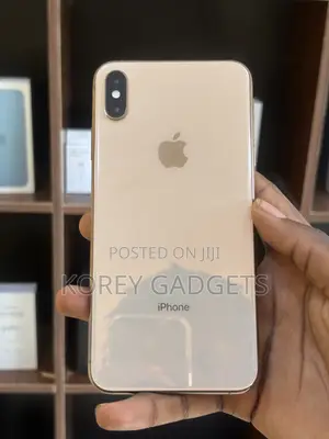 Apple iPhone XS Max 64 GB Gold