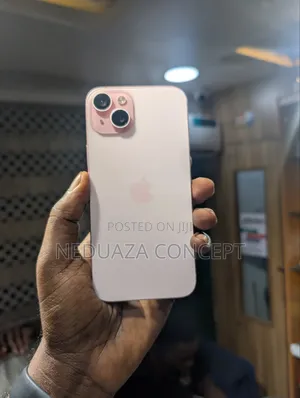 Apple iPhone 15 Plus 128 GB Pink