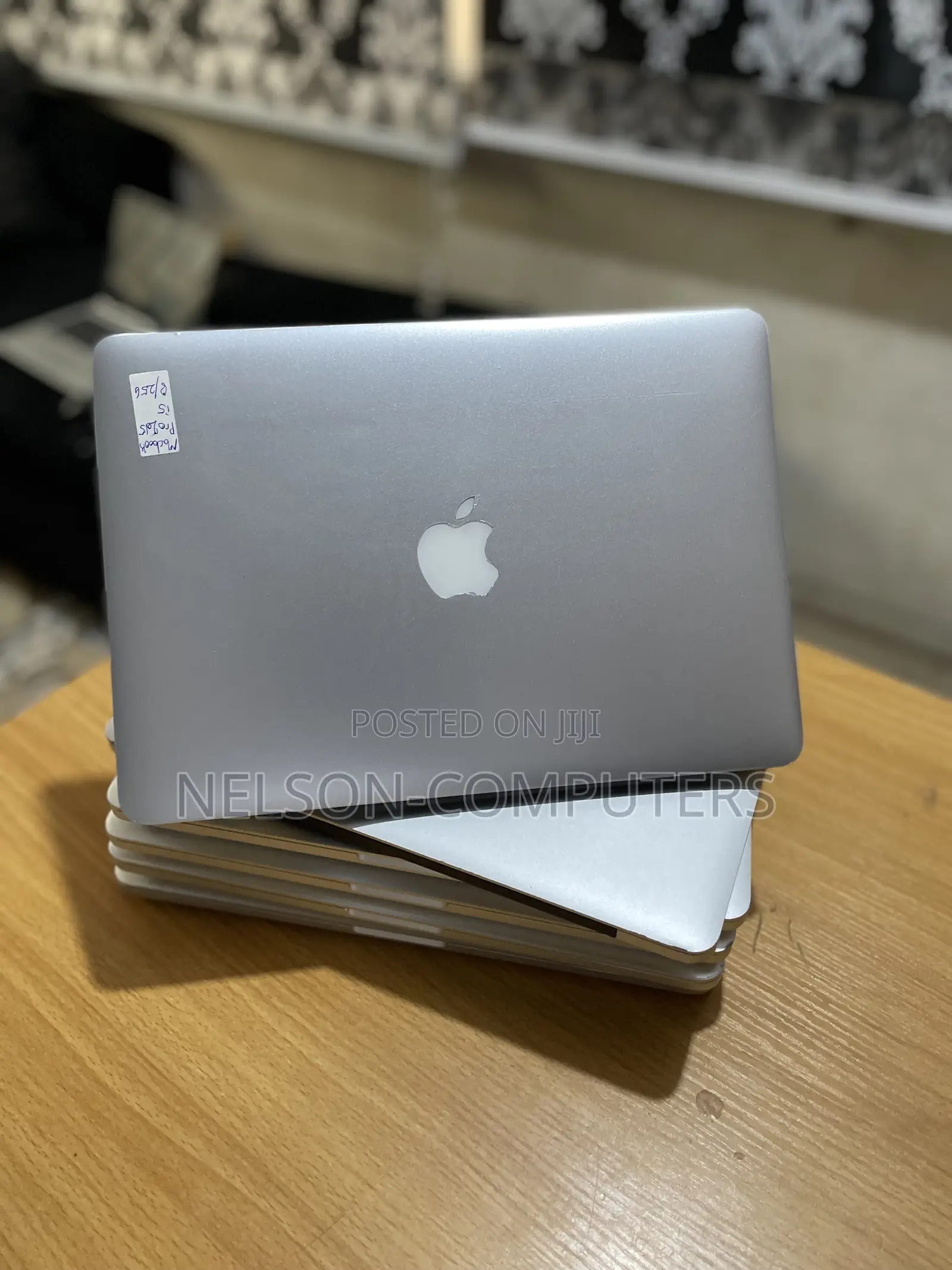 Laptop Apple MacBook Pro 2015 8GB Intel Core i5 SSD 256GB