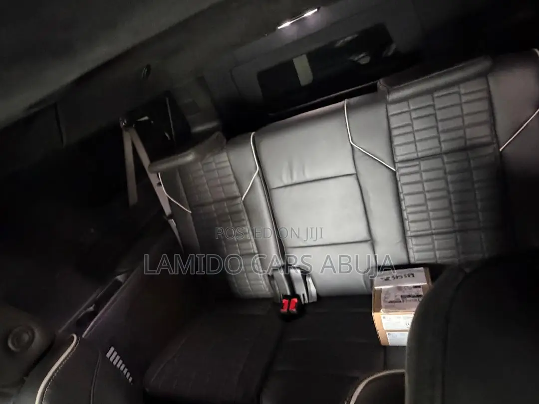 Cadillac Escalade 2025 Black