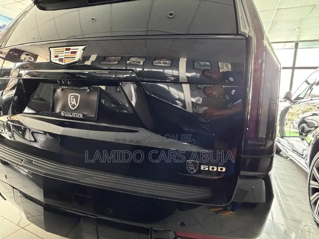 Cadillac Escalade 2025 Black
