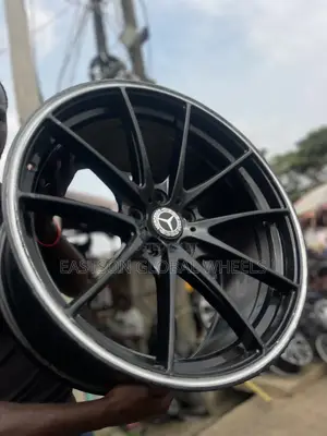 19-Inch Rim Sports Performance for Mercedes Benz, Lexus and Toyota