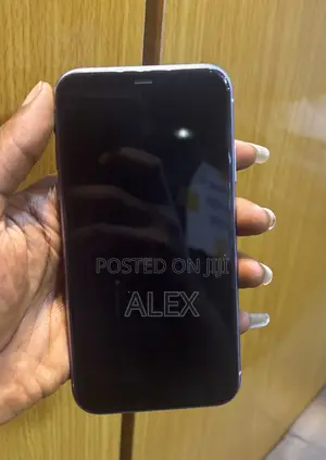 Apple iPhone 11 64 GB Blue