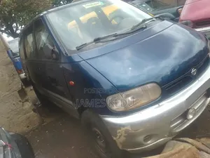 Nissan Serena 2004 Green