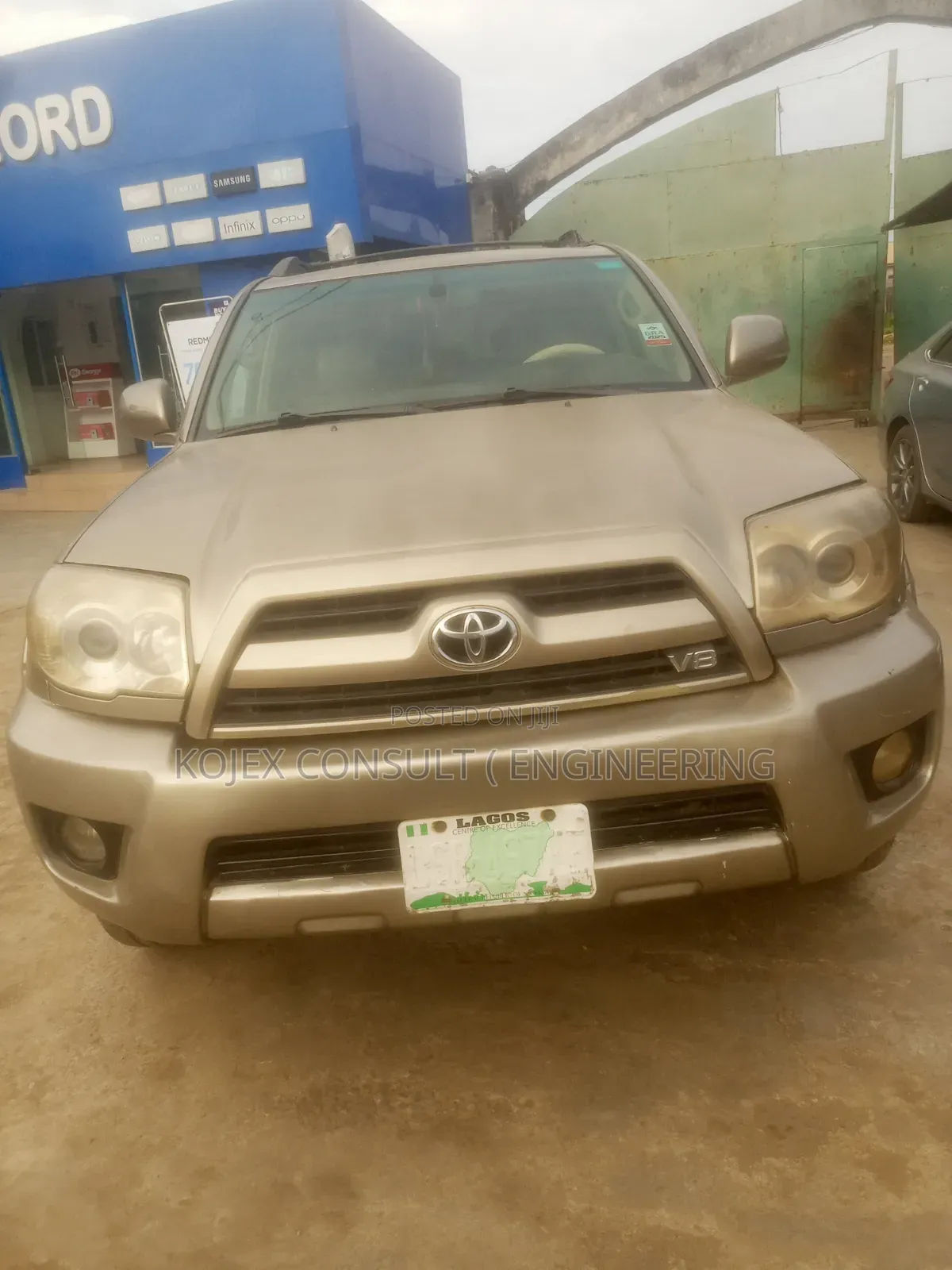 Toyota 4-Runner 2008 Gold