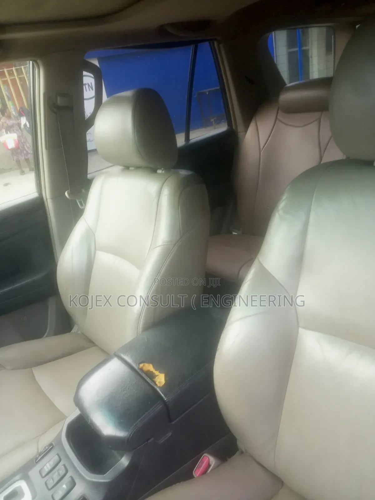 Toyota 4-Runner 2008 Gold