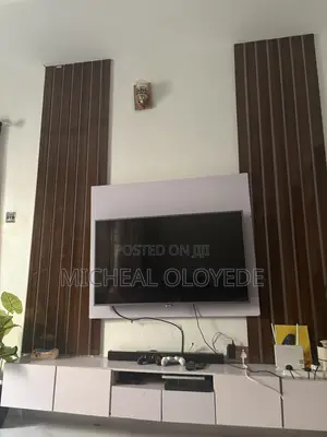 Wall Console