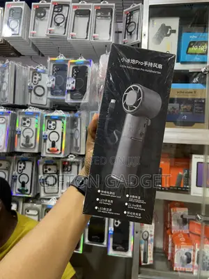 Little Ice Cannon Pro Handheld Turbo Fan Power Bank