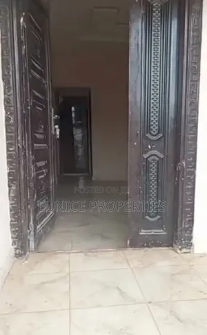 2bdrm Block of Flats in Eunice Properties, Benin City for rent