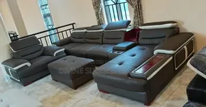 Luxury Top Quality Sofa Chairs by 7 Seat