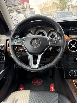 Mercedes-Benz GLK-Class 2015 Black
