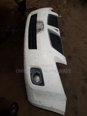 Complete Front Bumper Pontiac Vibe 2010