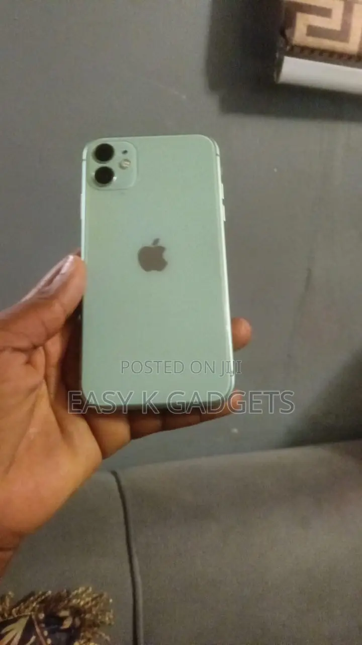 Apple iPhone 11 128 GB White