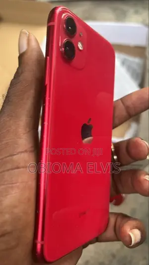 New Apple iPhone 11 128 GB Red