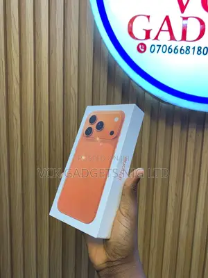 New Apple iPhone 17 Pro 256 GB Orange