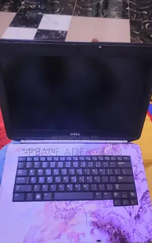Laptop Dell Latitude E6420 4GB Intel Core i5 HDD 500GB